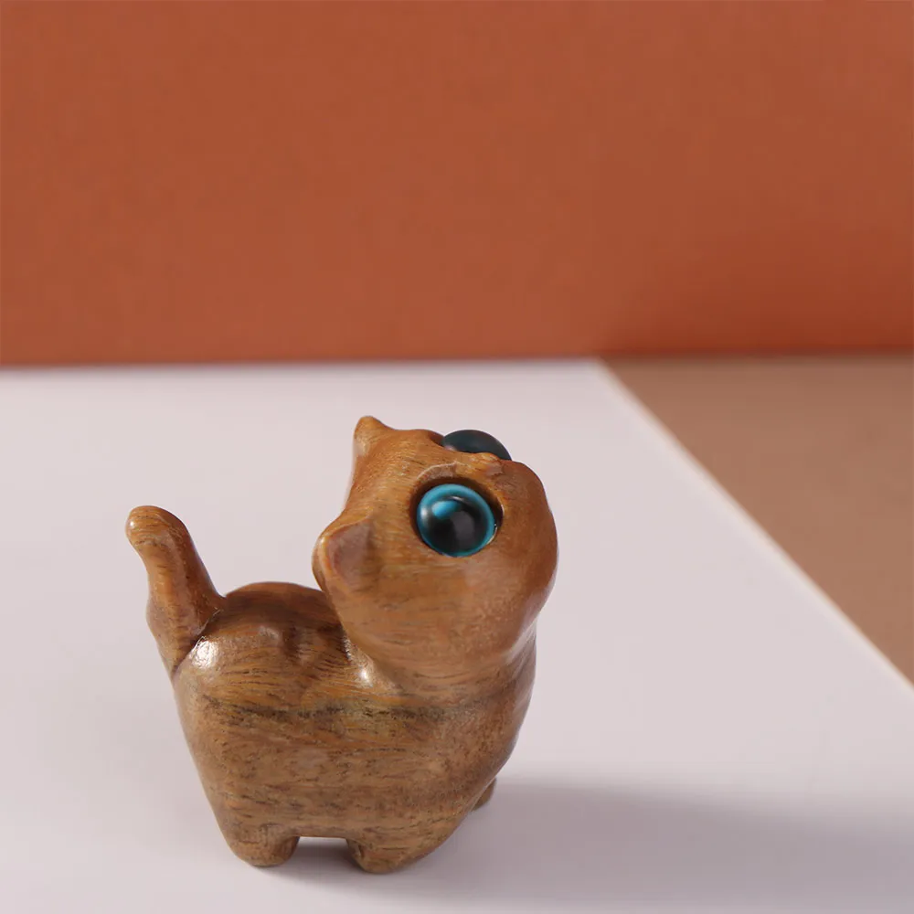 Micro Landscape Decor Sandalwood Cat Desktop Figurine Kawaii Cartoon Wooden Carved Figurine Cute Exquisite Animal Bedroom