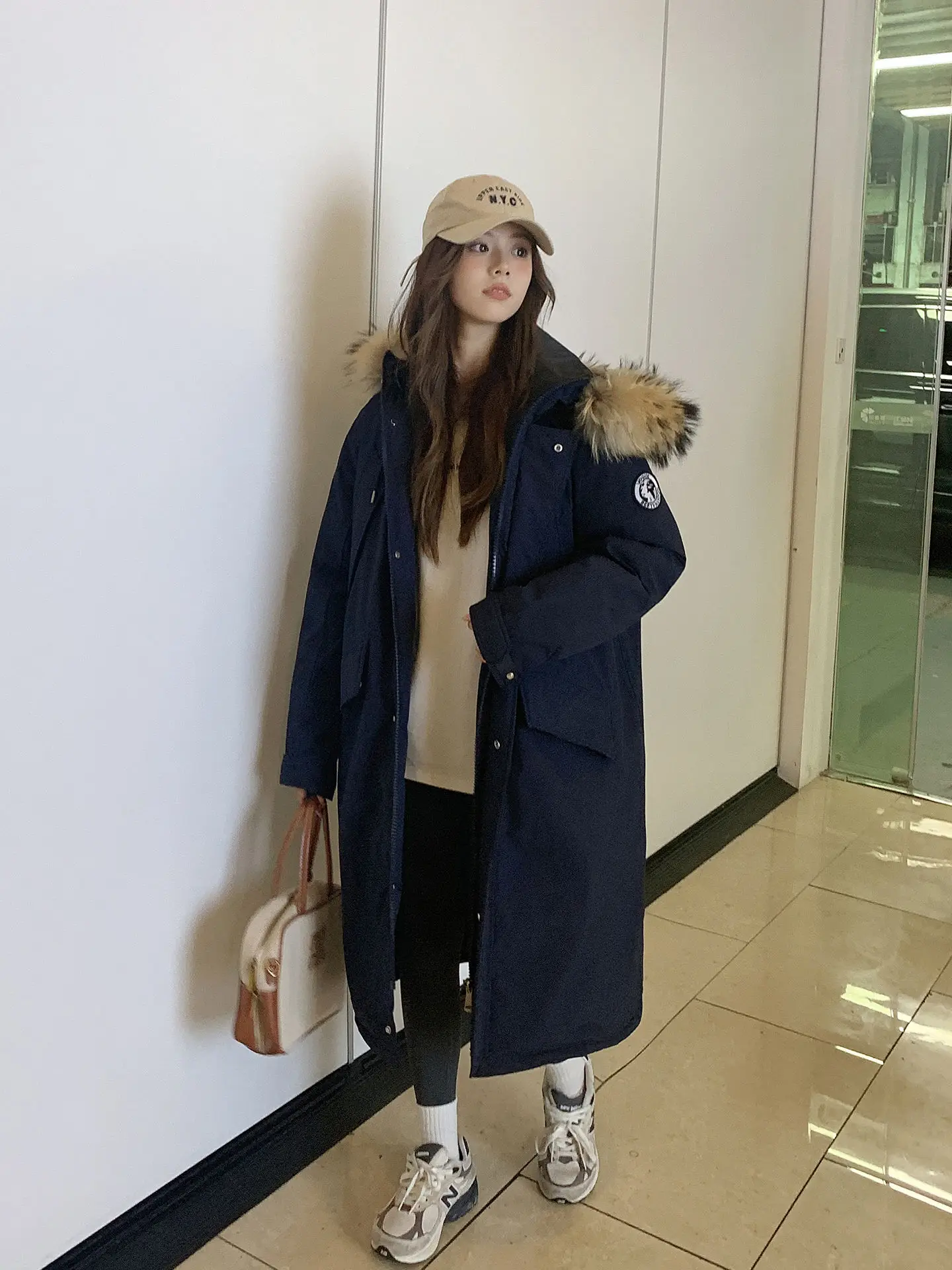 

Женские парки из натурального меха с овечьей шерстью, модные, на пуговицах, ветрозащитные, для активного отдыха, с флисовой подкладкой, сшитые, с ребристыми вставками, утепленные, хит продаж