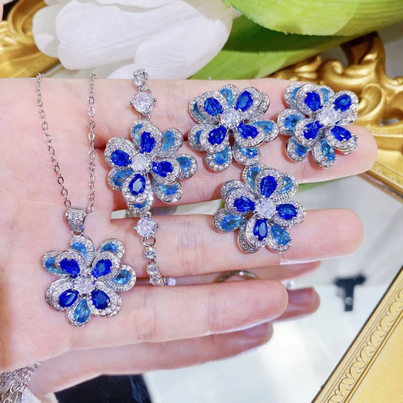 

Blue Flower Women's Jewelry Set - Glittering Crystal Piercing Earrings - New Luxury Stud Earrings - Gift - Suitable for Parties/