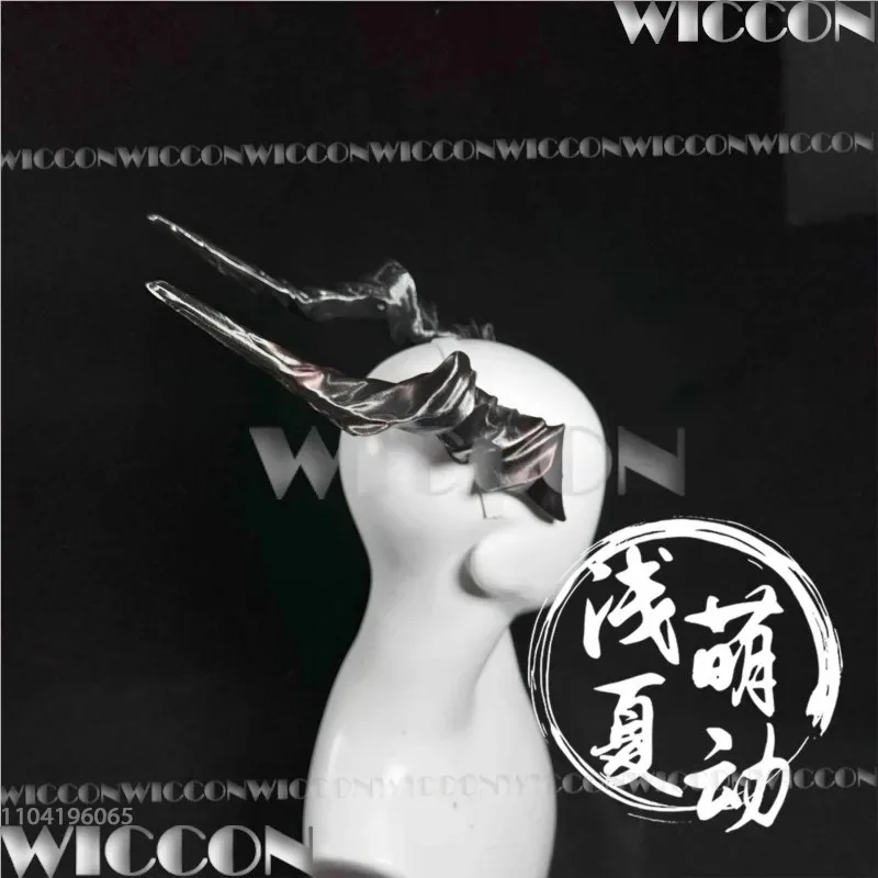 25COSSylus Abyssal Splendor Dragon Horn Game الحب والمساحة العميقة تأثيري الدعامة QinChe الأسود Dragon الفضة شعر مستعار الرجال الهالووين Custo