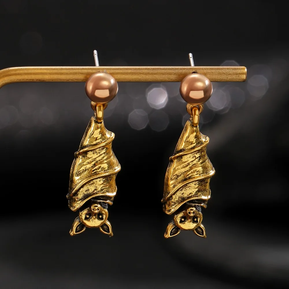 Gothic Style Halloween Upside-Down Bat Earring Stud Alloy Silver/Gold Bat Pendant Earring Stud Vintage Inverted Bat Earring Stud