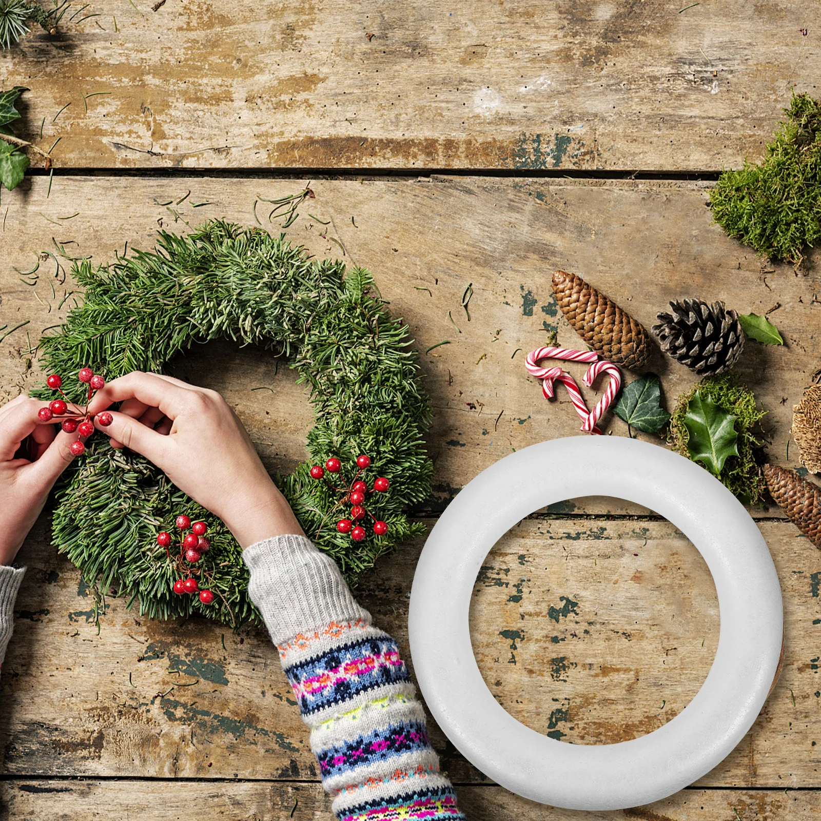 

6Pcs Flower Wreath Foam Circles DIY Craft Supplies Lightweight Foam Rings for Party Decoration Wedding Novelty Foams Circle