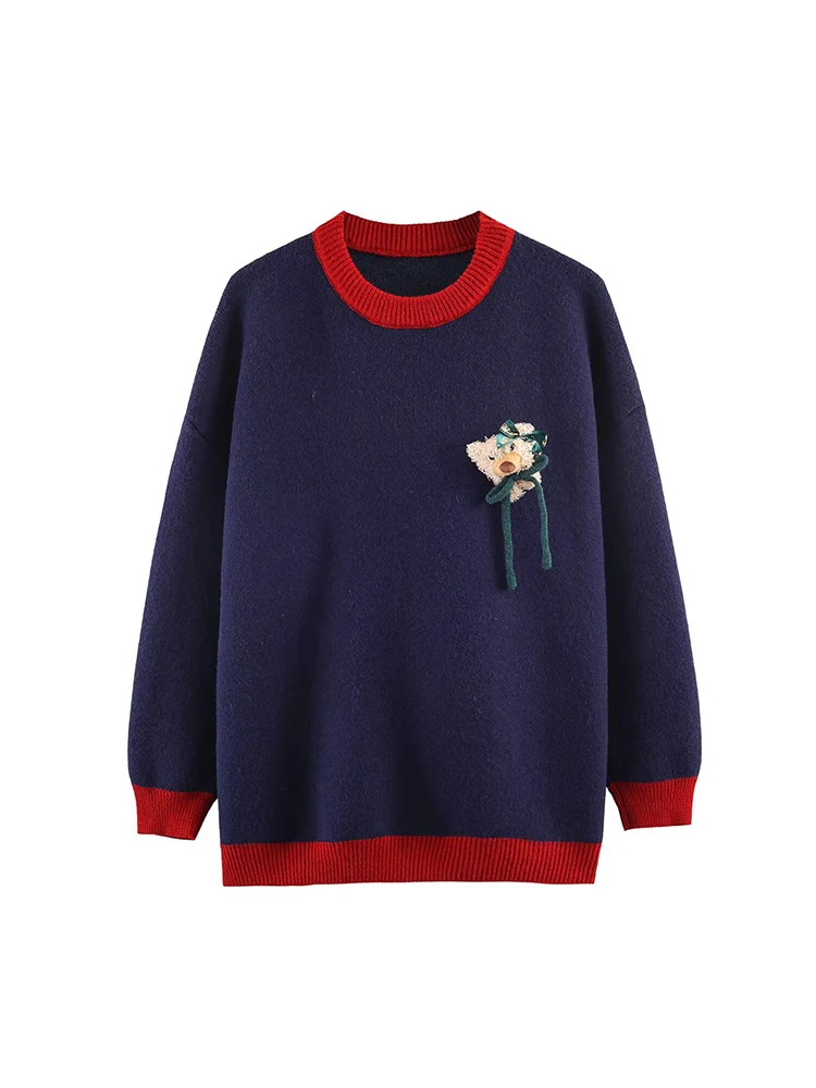 

New European-style women's fashion sweater, versatile and stylish, featuring a cute 3D Christmas bear design.