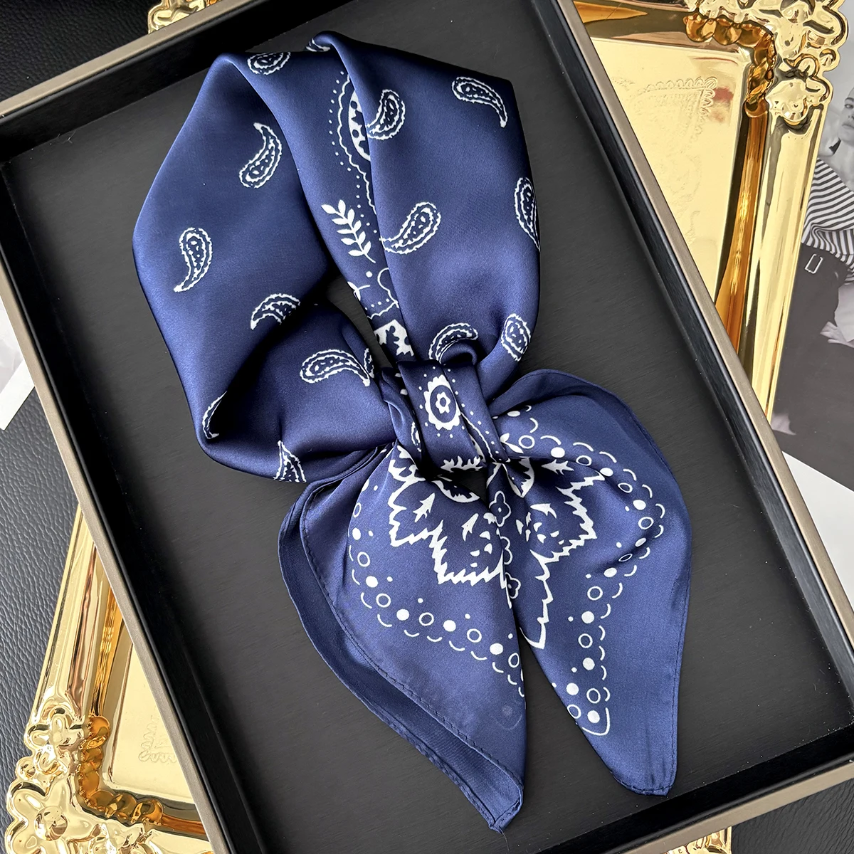 

70*70cm Women Summer Luxury Fashion Print Scarf Soft Satin Hairband Neckerchief Tie Female Headband Foulard 2025 Casual