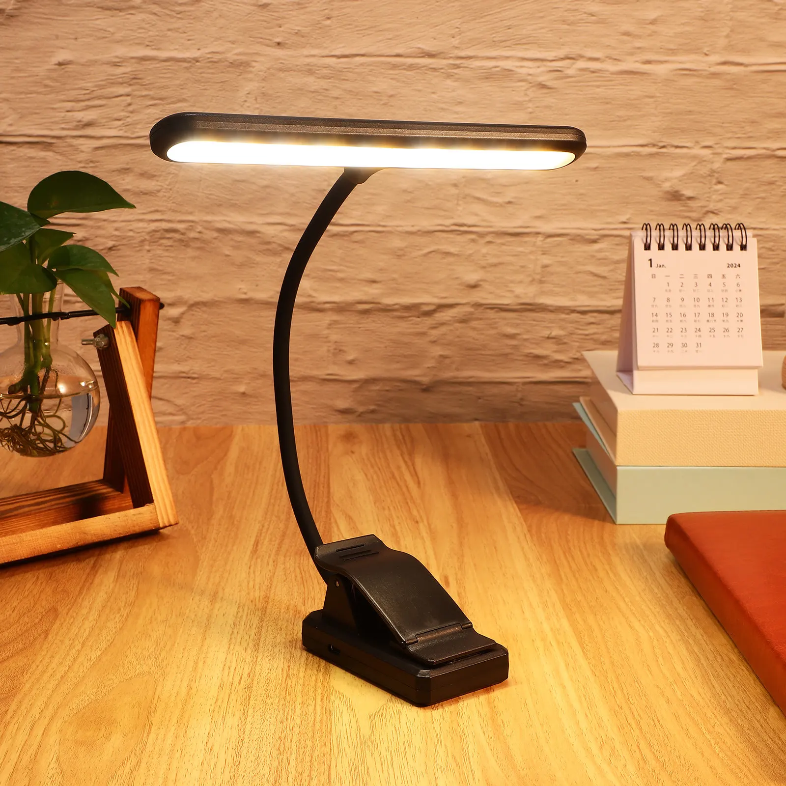 Music Stand Light Rechargeable Clip on LED Book Reading Lamp USB Piano Light Eye Protection Reading Lights for Books