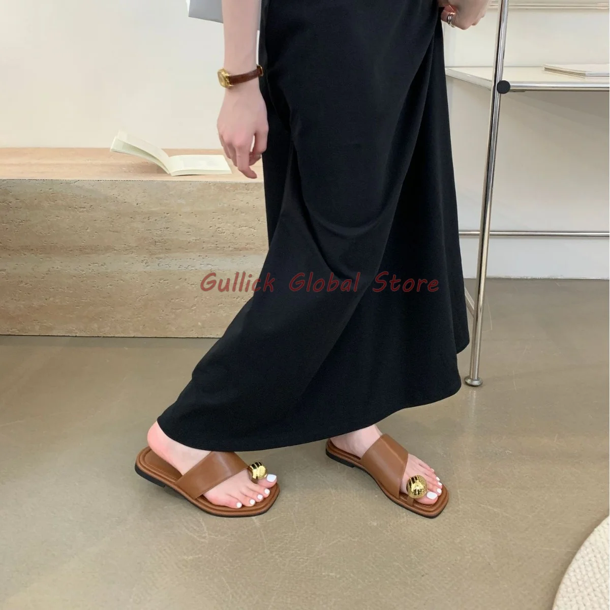 2024 New Arrival Elegant Women Slides Square Toe Toggle Toe Metal Buckle Slippers Summer Dress Outside Beach Soft Vacation Cosy