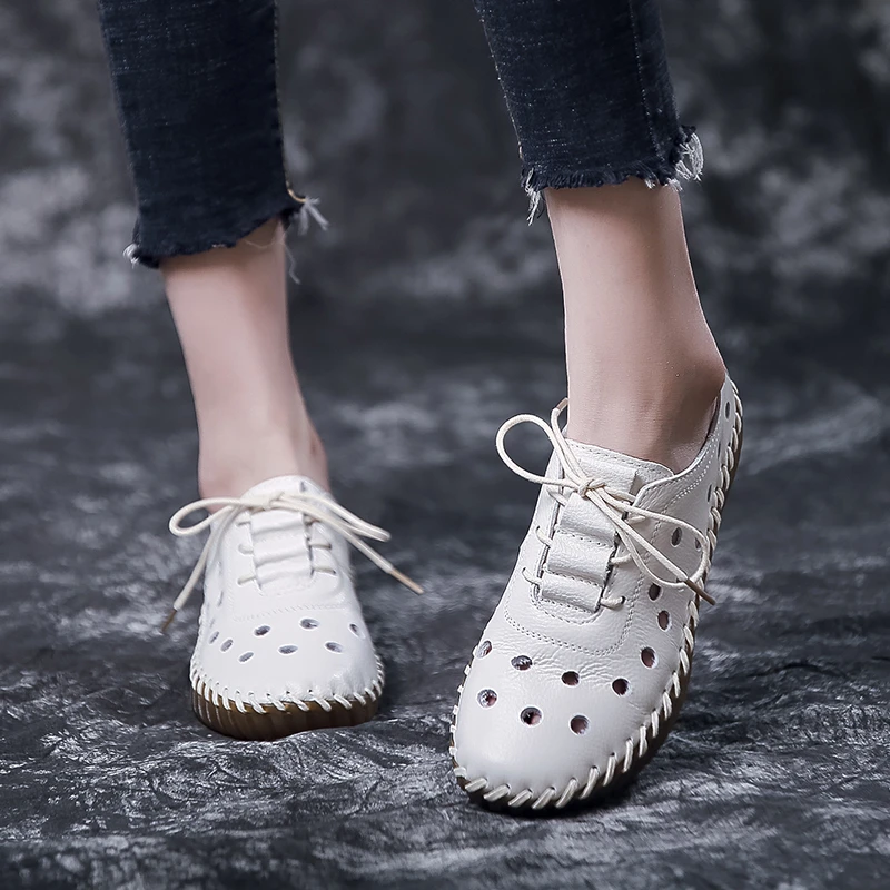 Soft Sole Hollow Single Shoes Women\'s 2022 Vintage Leather Low Heels Casual Shoes Female Outdoor Lace Up Non Slip Loafers Summer