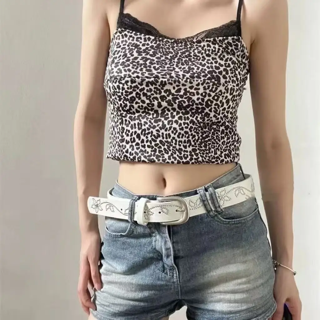 Retro Rhinestone Rivet Pin Belt with Classic Alloy Buckle, Smooth Finish Design, Y2K and Western Aesthetics, Perfect for Jeans