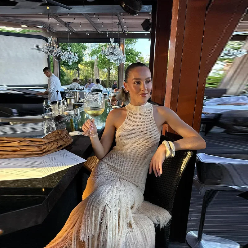 Moda feminina em camadas borla oco malha maxi vestido o pescoço sem mangas bodycon férias praia longo robe alta estiramento vestidos