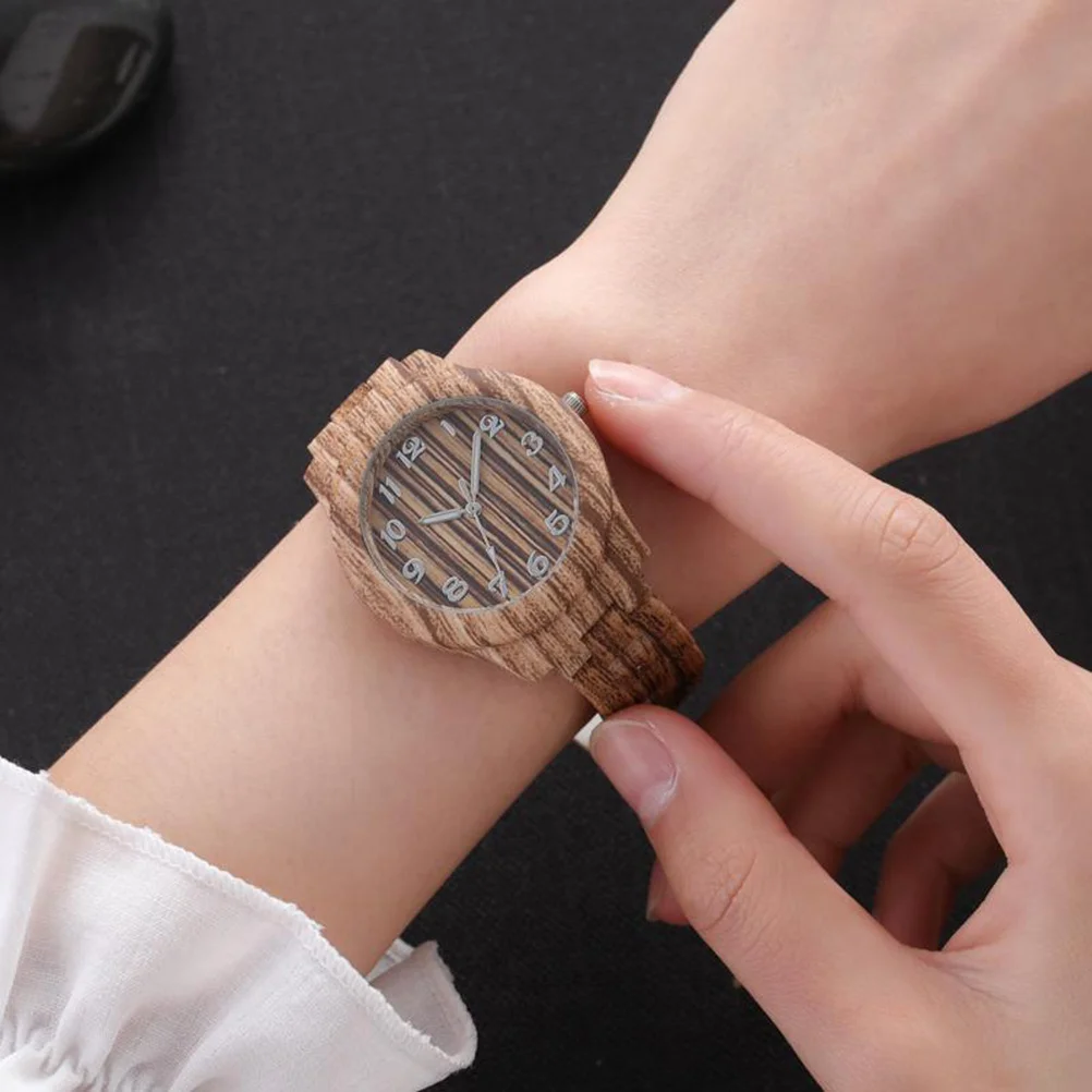 

1Pcs Imitation Bamboo for Men Women Trendy Quartz Couple Wristwatch Strap All-Day Wear Ideal Present