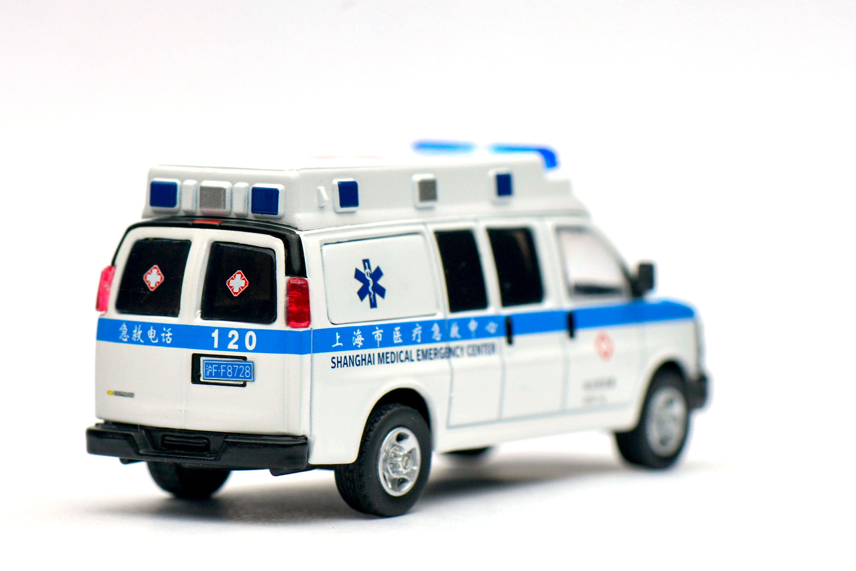 596 Model 1:64 Shanghai medical emergency vehicle Collection die cast alloy car model decoration gift