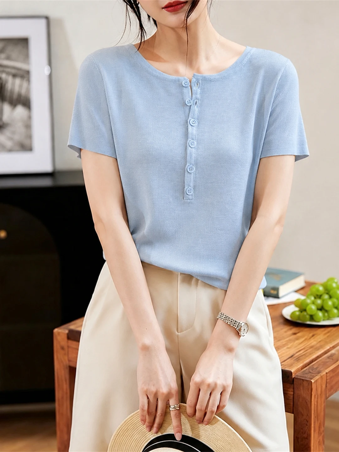 Skin-friendly Comfortable Short Sleeve Half-unbuttoned Knitwear Commute Style Women's Top Fashionable Versatile Summer Shirt