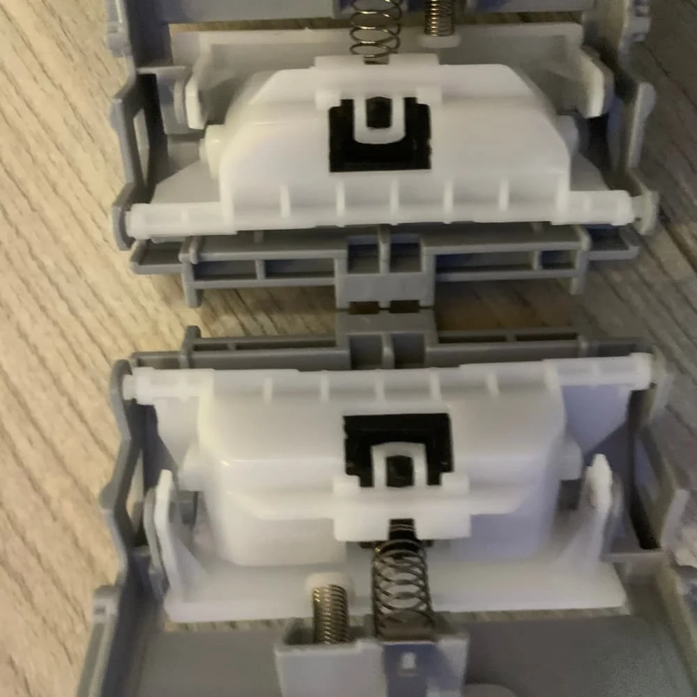 

5X RM2-5745-000 F2A68-67913 Разделительный ролик для HP M501 M506 M507 M527 M528 M304 M305 M329 M404 M405 M428