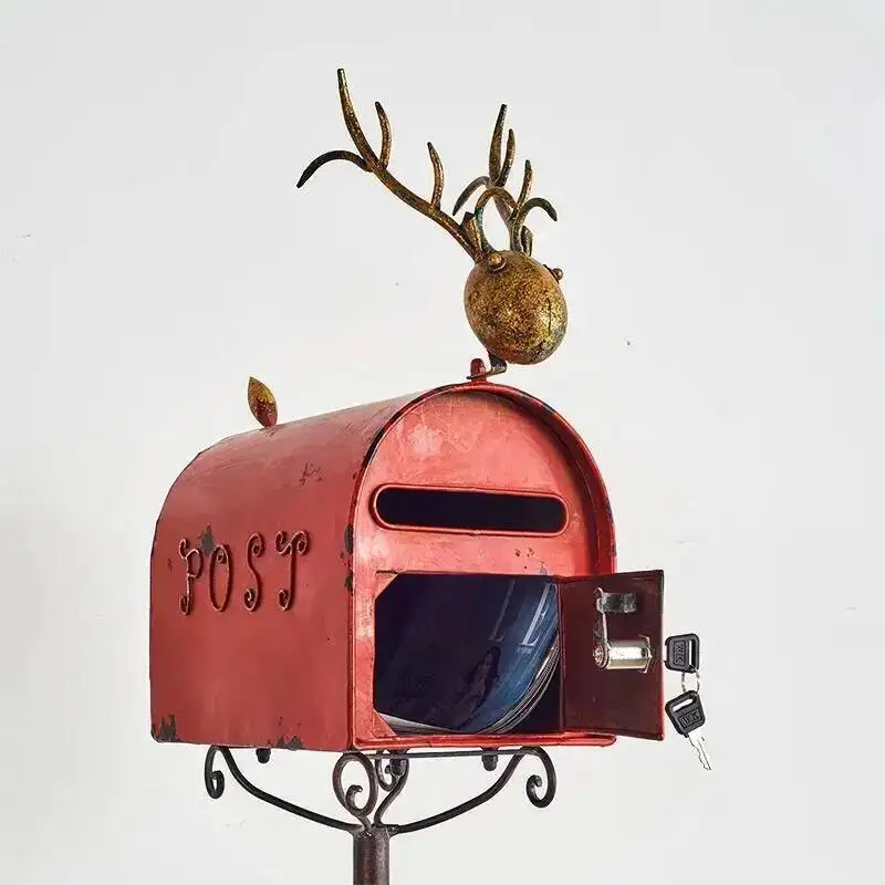 European Vintage Red Metal Freestanding Mailbox - Chic Outdoor Garden Mail Holder for Villas and Courtyards Mailbox Outdoor