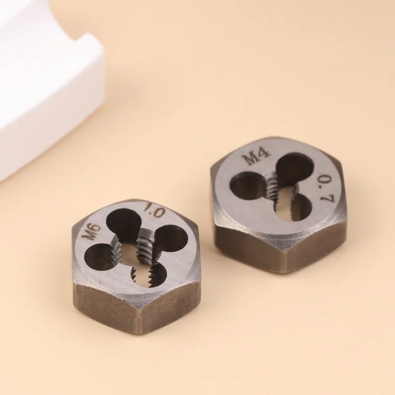 Filettatura metrica Esagonale Die Filettature esagonali Vite Esagonale Muore M3 * 0.5 M4 * 0.7 M5 * 0.8 M6 * 1.0 Fustelle con filettatura manuale