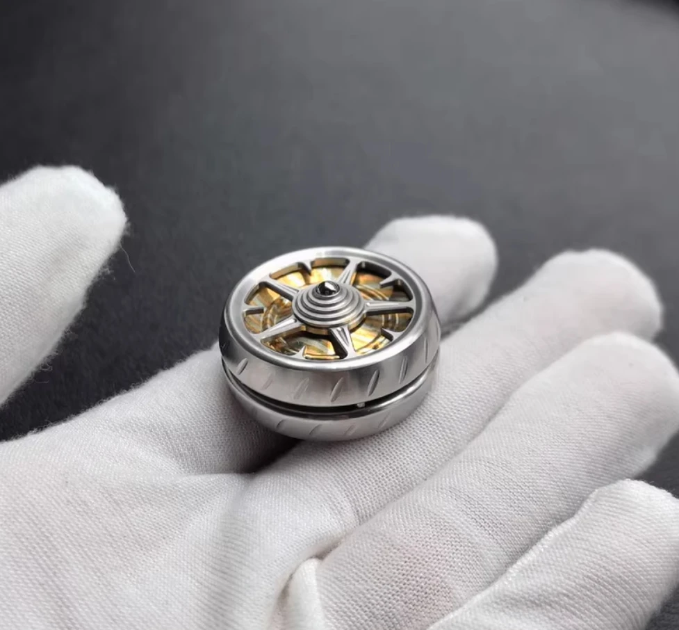 Giocattolo di decompressione fidget spinner in acciaio inossidabile + materiale fumé intrecciato a mano con matrice EDC BS usato