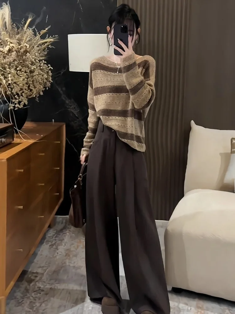 

Korean Style Women's Fashionable Striped Knitted Top And Wide Leg Pants Two Piece Set Spring 2026 Trendy Casual Sportswear
