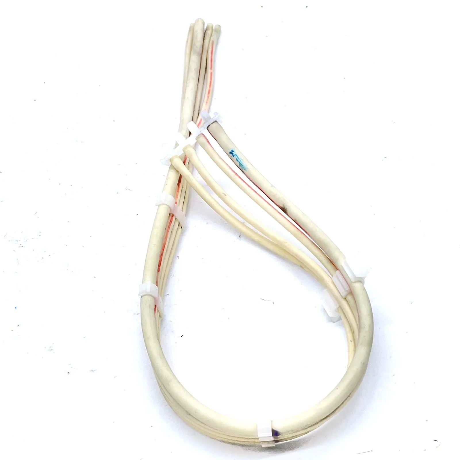 

Трубка чернильного насоса подходит для Epson L 4170 L 4166 L 4163 L 4153 L 4165 L 4160 L 4168 L 4169 L 4167 L 4150 L 4159 L 4151