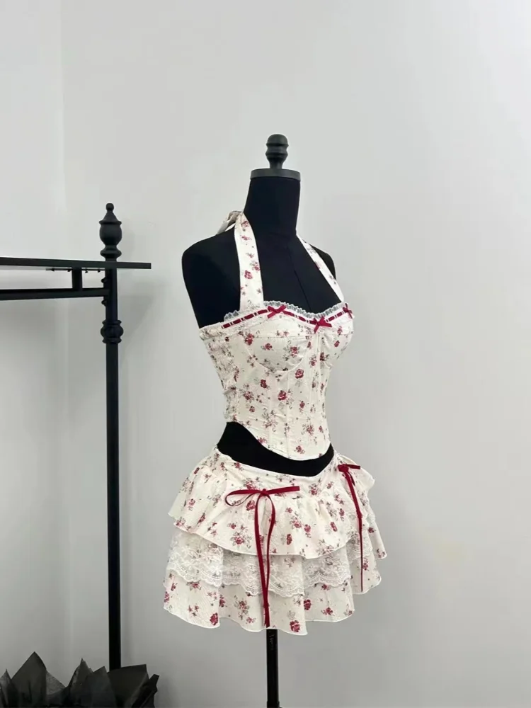 Fato elegante de saia fina e doce feminino, Y2K Crop Tops, mini saia de renda de cintura alta, arco kawaii, moda francesa, conjunto de 2 peças, verão