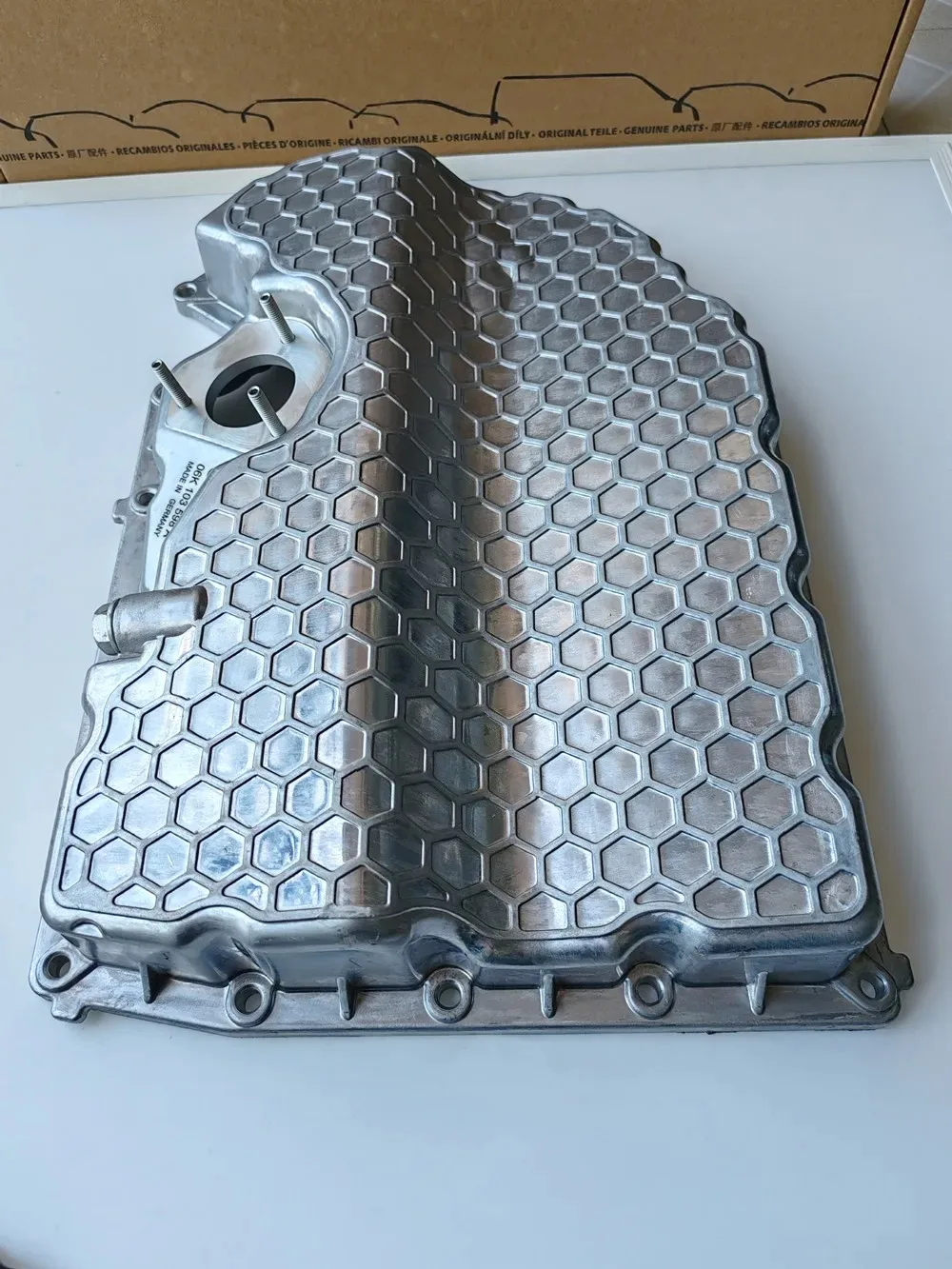Original 06K103600R 06K103600AE Untere Motorölwanne mit Dichtung für VW Golf GTI Tiguan Passat Audi A3 S3 Q2 TT SEAT