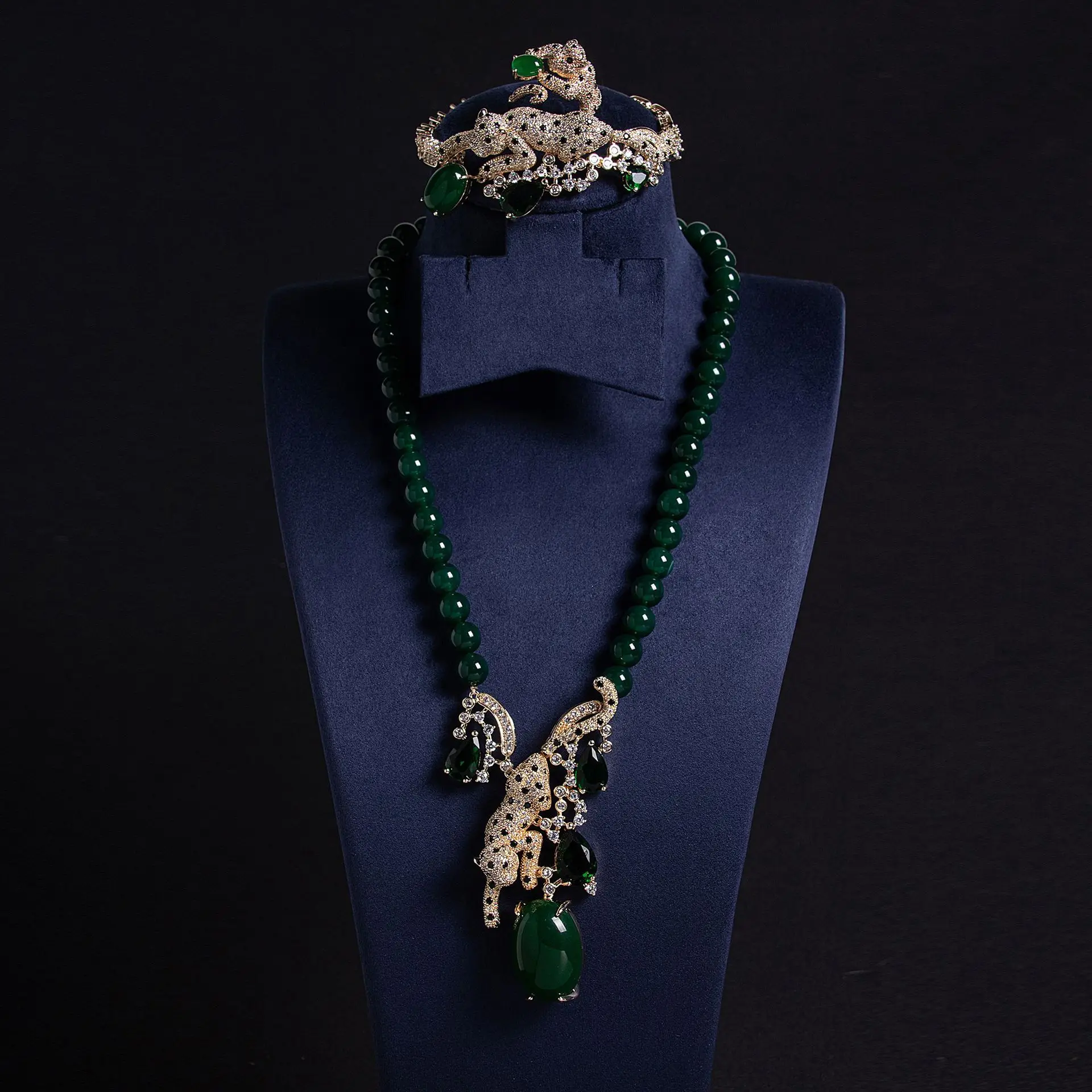 

HIBRIDE New Dazzling Green Leopard Necklace Earrings Bracelet Womens Dress Jewelry Set Suitable for Wedding Prom Gifts S-1016