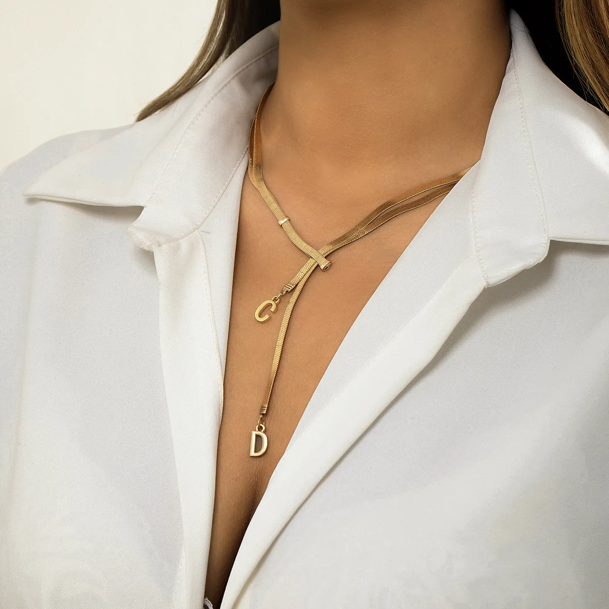 Vintage Gold Color Metal C D Letter Pendant Clavicle Necklace Women 2024 Creative Adjustable Fashion Girl Charm Jewelry Gift