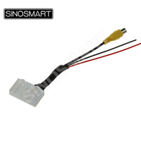 SINOSMART 32PIN Car Reverse Camera CVBS RCA Signal Adapter for Teana, Sylphy, Qashqai, Tiida, X-Trail, Livina for OEM Screen C32