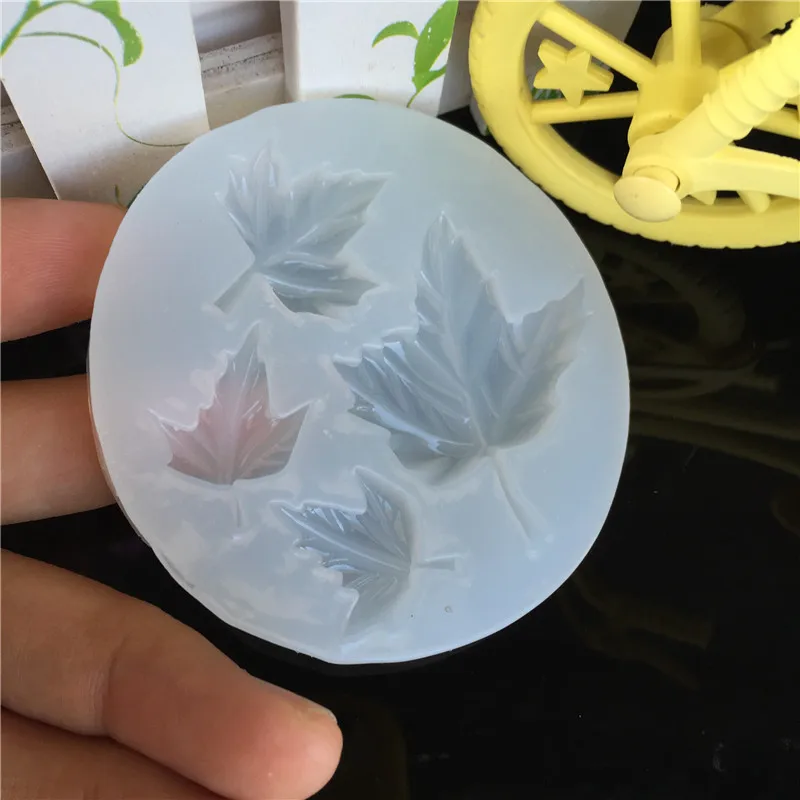 

Delysia King Silicone Mold Multiple leaf shaped silicone molds Leaf chocolate mold, sugar flipping cake decoration mold