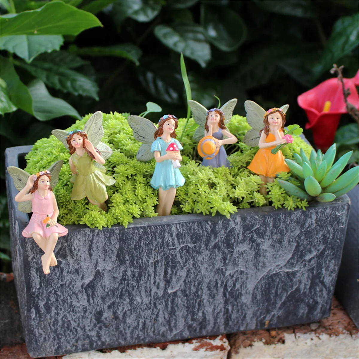 

Five piece set of flower fairy garden plug-in, potted landscape statue, five flower fairy sisters love each other, warm garden a