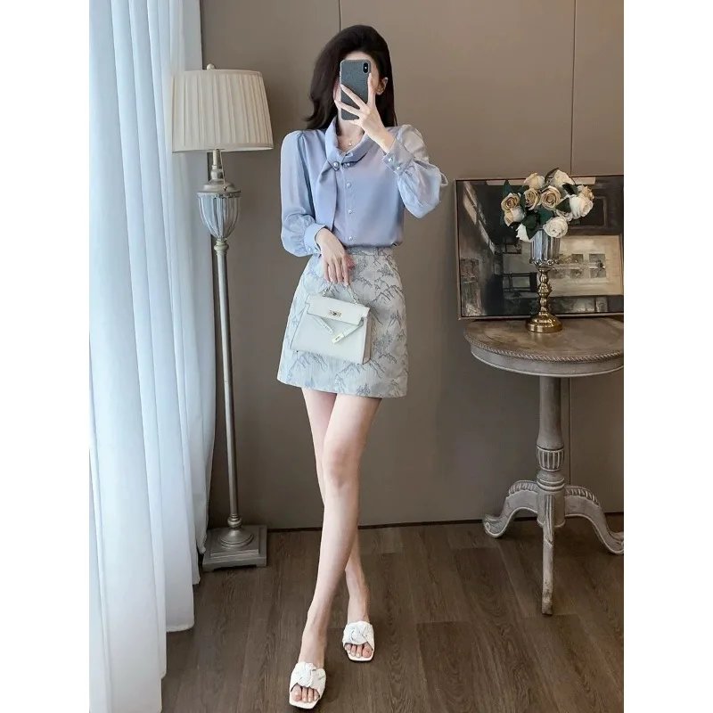 Temperament 2025, Anzug, französischer eleganter Button-Down-Hemdrock, neues langärmeliges zweiteiliges Set, neuer chinesischer Stil