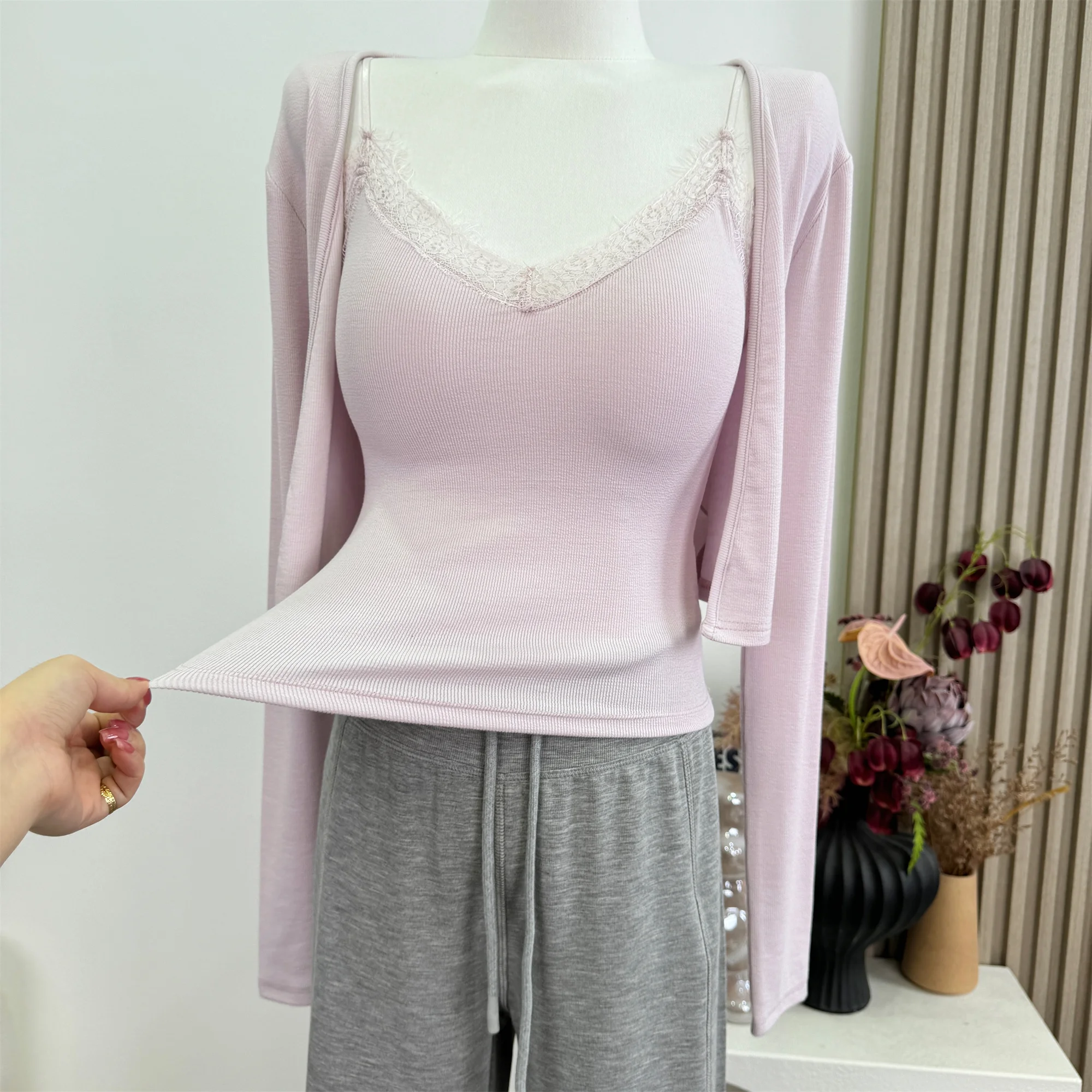 Women's Spring Autumn Sexy Two Pieces Cardigan Set Lady Long Sleeve Short Cardigan + Lace V Neck Slim Camisole