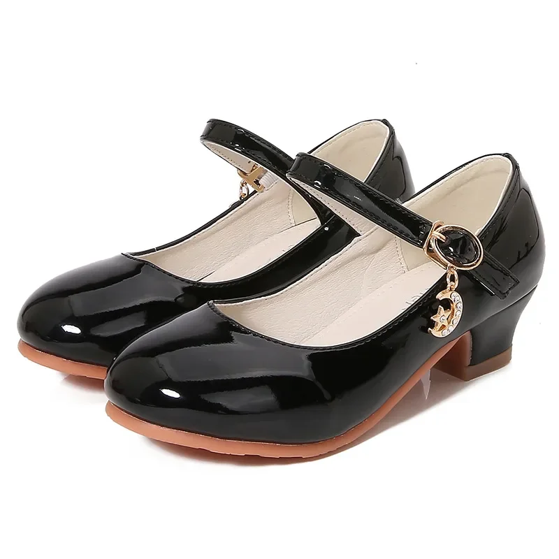 

Студенческие черные подиумные туфли для выступлений, детские кожаные туфли принцессы на высоком каблуке, серебряные лакированные туфли для девочек