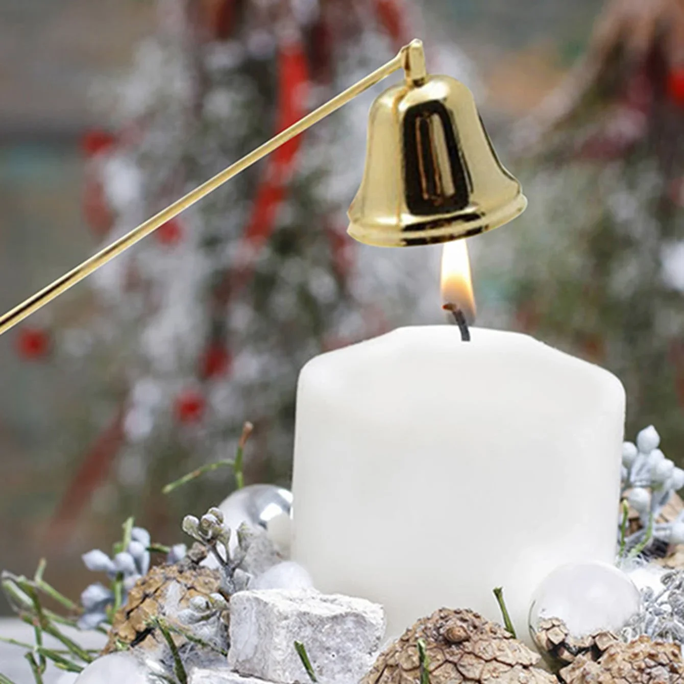 1PC bell-shaped candle extinguisher