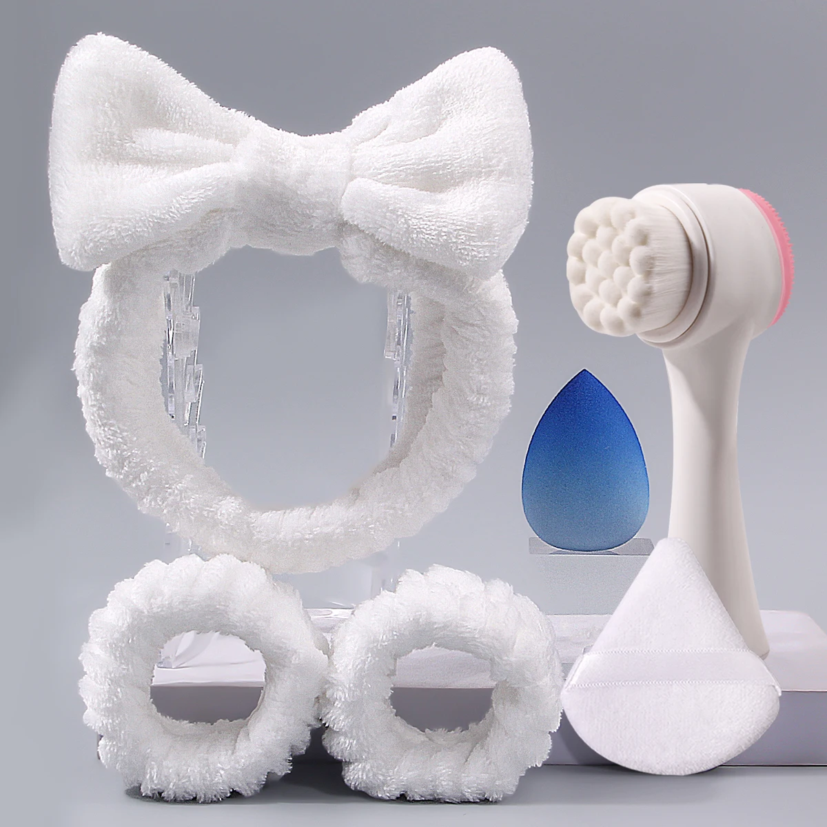 6点セット：リボンヘアバンド + 防水リストバンド + 洗顔ブラシ + ビューティスポンジ - スキンケア＆メイクアップツールキット