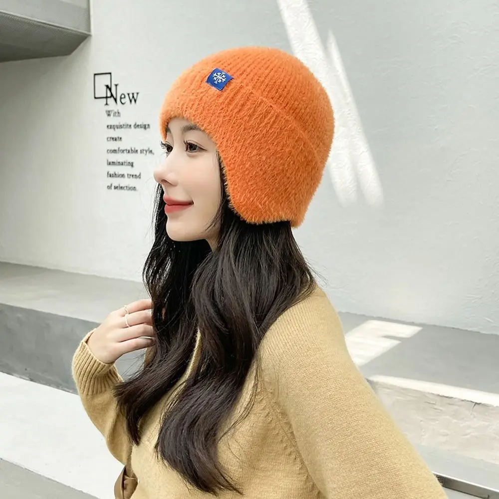 Outdoors Knitted Winter Flower Windbreak Snowflake Korean Beanies Hats Hat With Earflaps Women Bomber Hats Ear Muff Caps