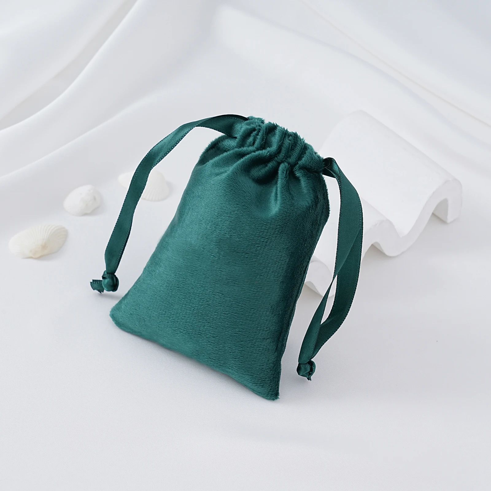 10pcs Soft Velvet Jewelry Packaging Pouch Drawstring Bags Small Chic Jewellery Packaging Wedding Party Halloween Favors Bag