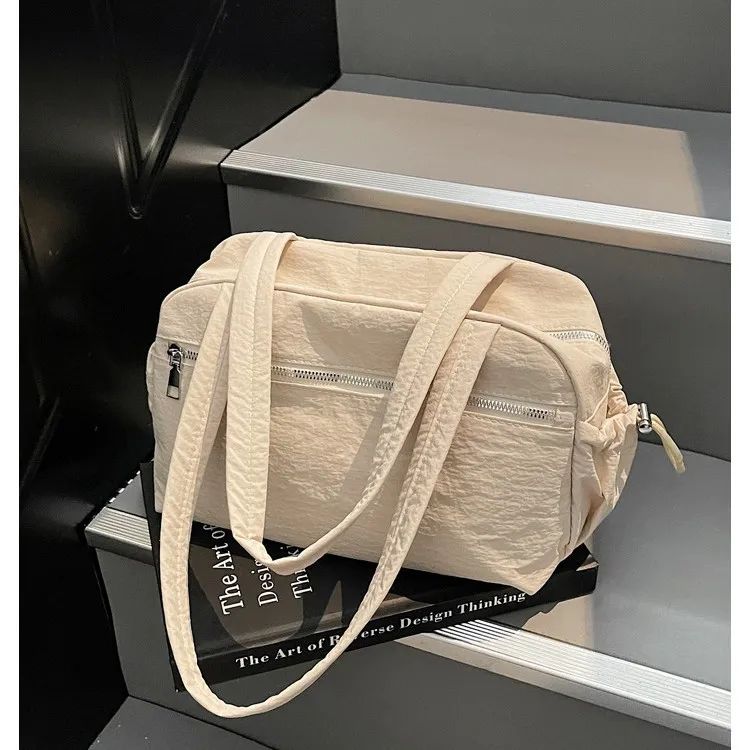 

2025 Lightweight Quilted Crossbody Bag for Women, Minimalist Top Handle Sling with Inner Pocket for Daily Use & Commuting​