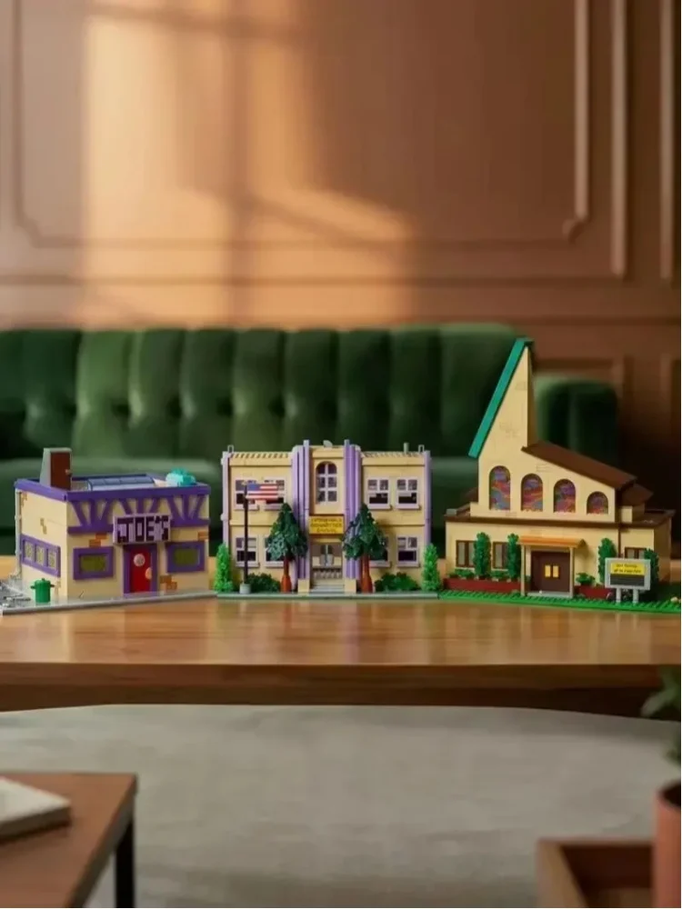 Deluxe Springfield Straßenblock Modulares Bausteinset - 3-in-1 Klassisches Stadt-Konstruktions-Bausteinmodell (Schule, Kirche, Taverne), Aufwändiges DIY-Set mit Buntglas & Taverne-Details, Spielzeug