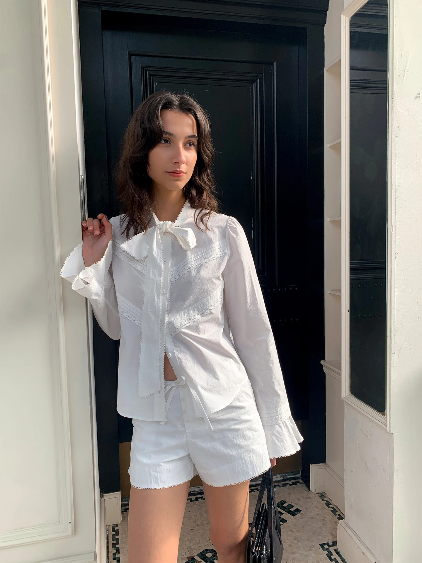 

White Pure Cotton Bell Sve Lace irt orts Set Spring Summer New Sle High Waist orts Long Sve Flip Collar irt