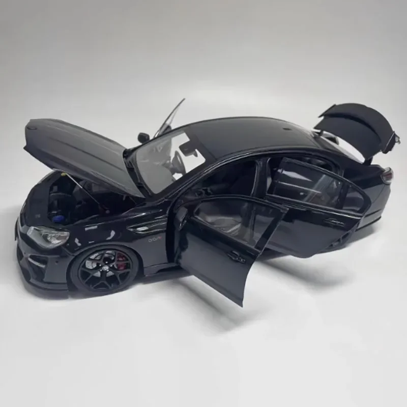 

1:18 масштаб литья под давлением Holden HSV GTSR W1 сплав полностью открытый имитация металлической статической модели автомобиля игрушка в подарок без сертификата