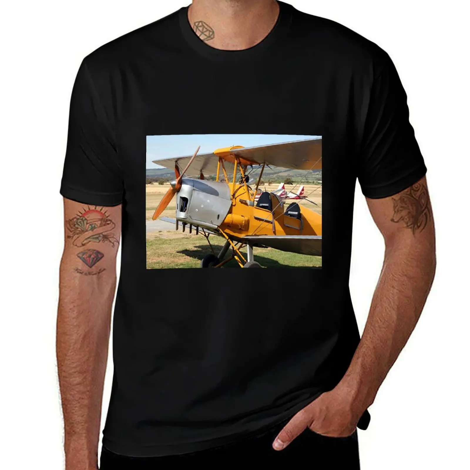 Tiger Moth biplane aircraft T-Shirt Casual Street Style Short Sleeve Tee