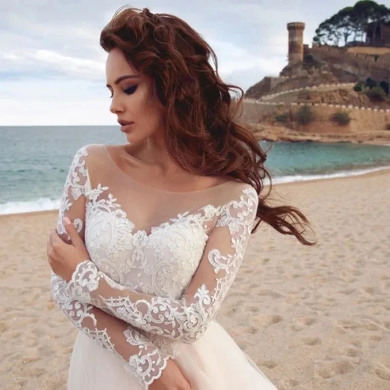 Beach Wedding Dress for Women Boho Long Sleeves A-Line Scoop Neck Bride Gowns Sweep Train Tulle Lace Vestidos De Novia Custom