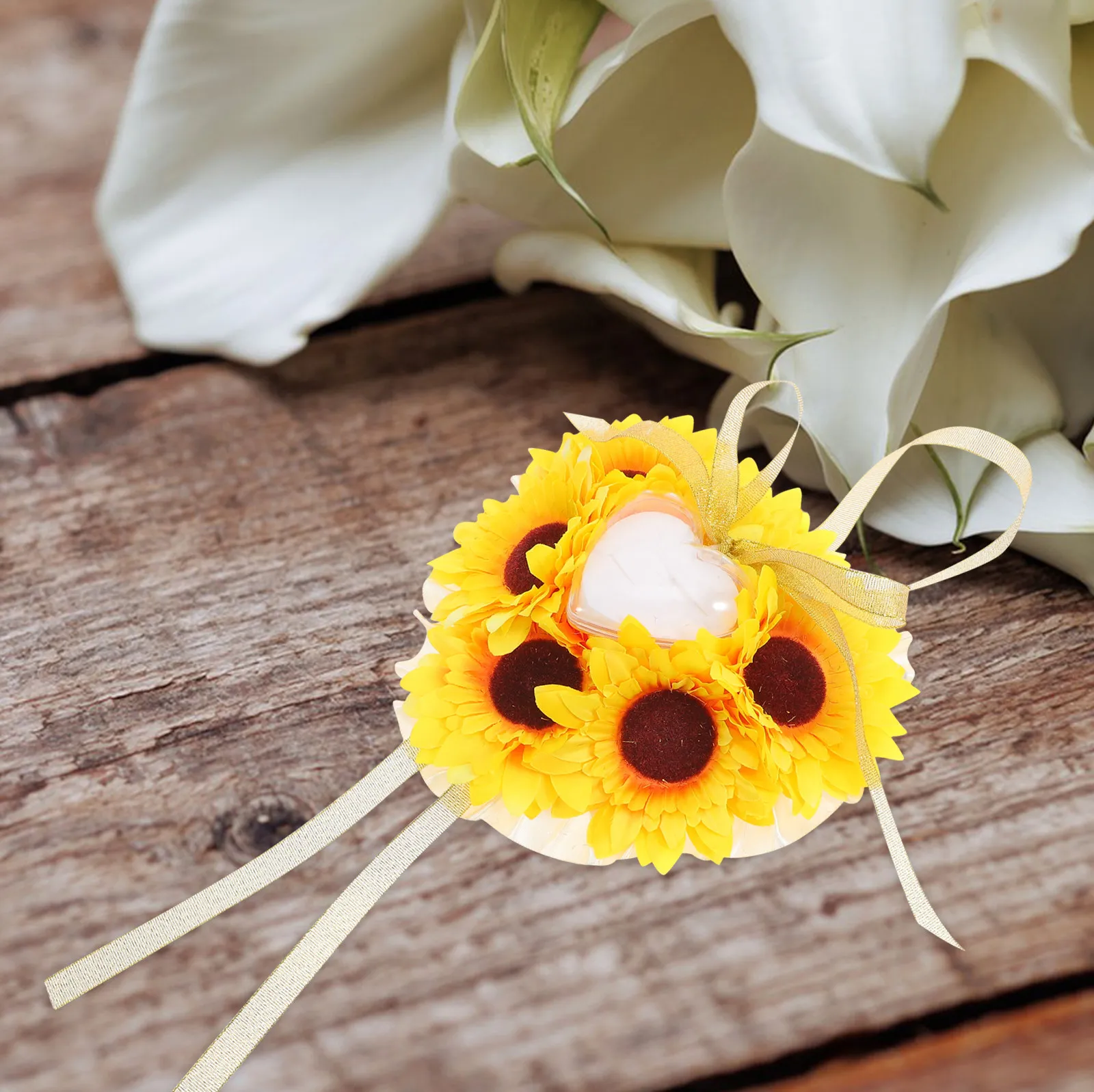 

Yellow Sunflower Wedding Ring Pillow Compact Size Elegant Design Ring Bearer Cushion for Wedding Ceremony Supplies