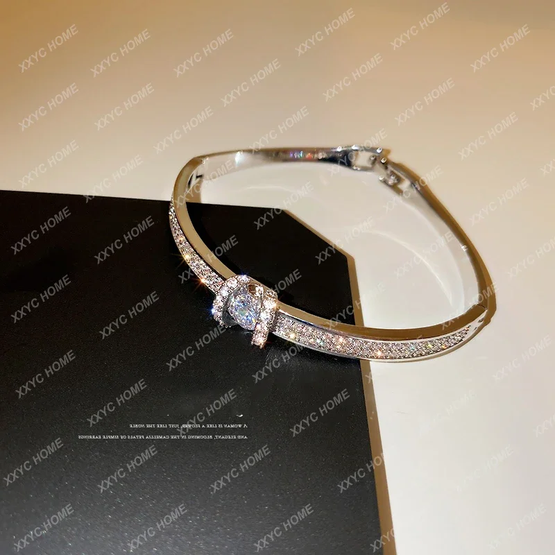 Geometric diamond-encrusted gypsy star bracelet female sterling silver light luxury niche exquisite high-end bracelet