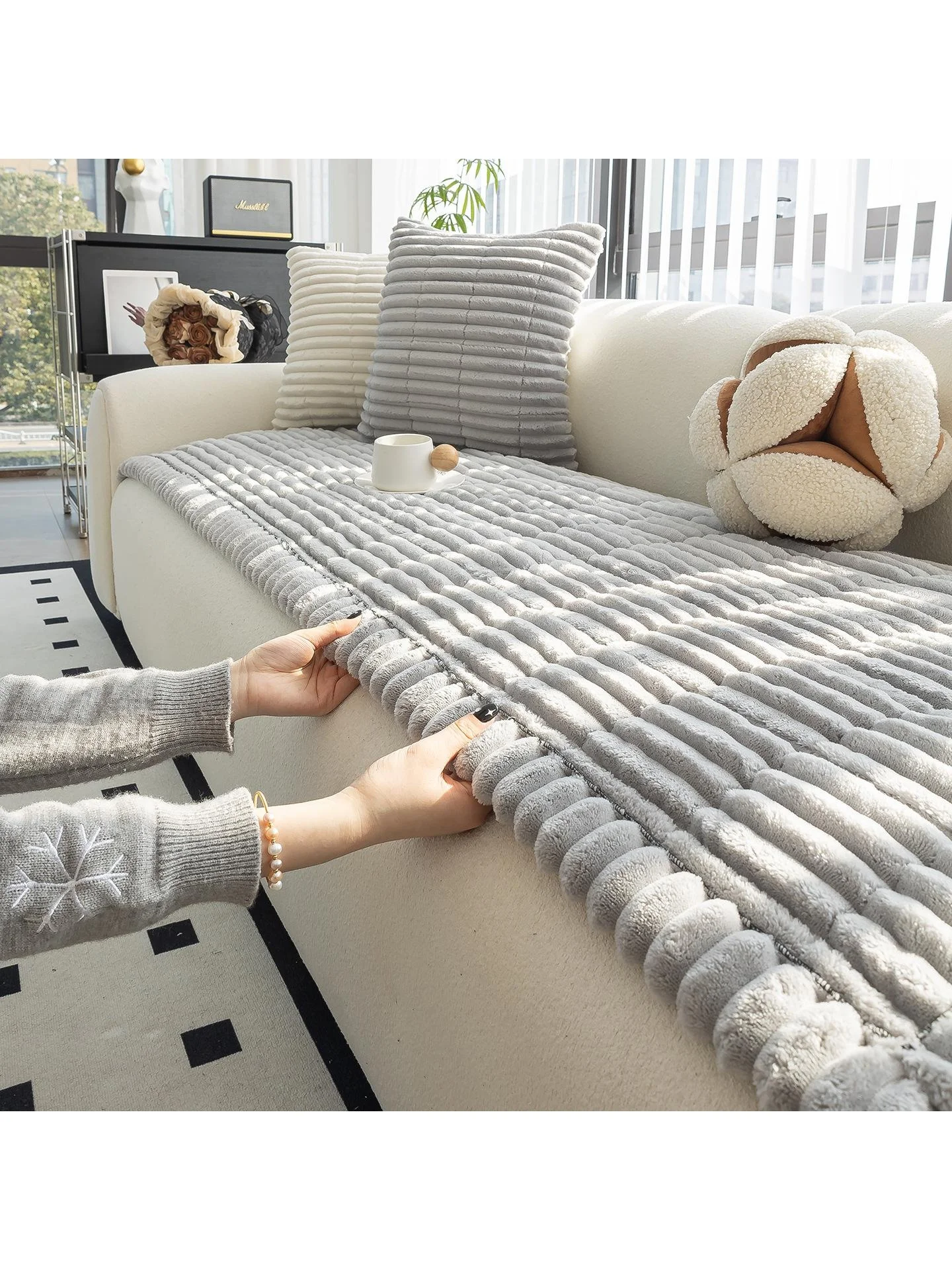 厚みのある暖かいソファクッションカバー一体型滑り止めストレートレザー猫の引っ掻き傷防止冬用ポリエステル繊維ストライプ柄