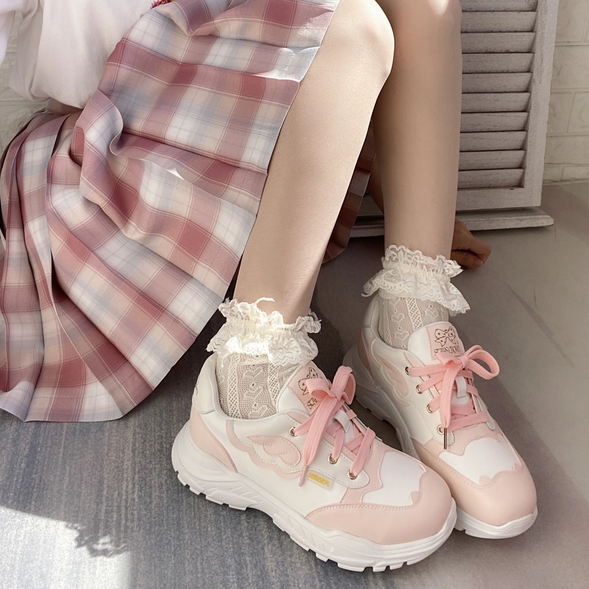 

Japanese student sweet lolita shoes flat platform shoes thick bottom casual sports shoes college style comfortable women cos