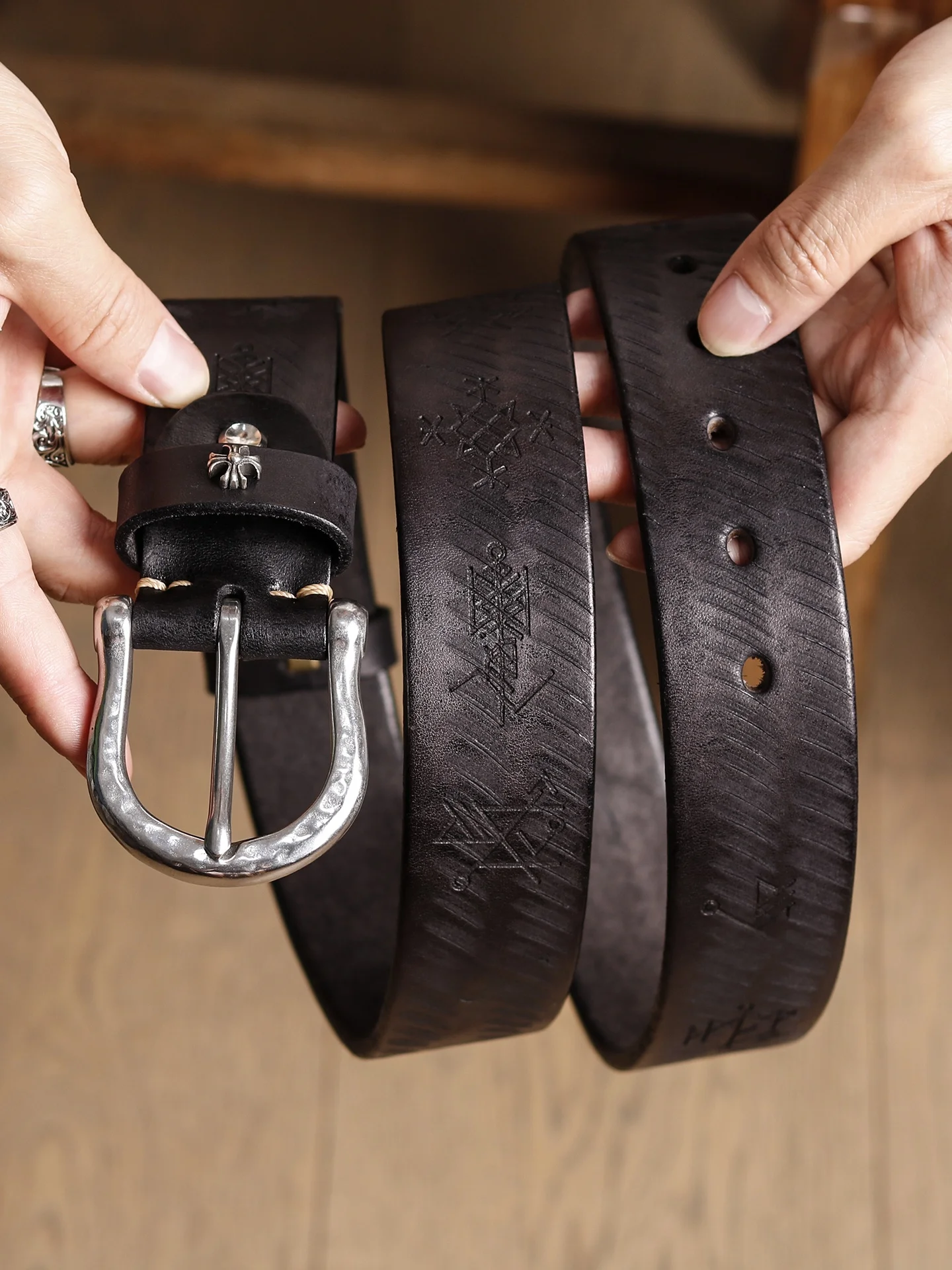 thickened-top-layer-cowhide-american-retro-carved-men's-casual-belt-handmade-steel-buckle-real-leather-jeans-waist-belt
