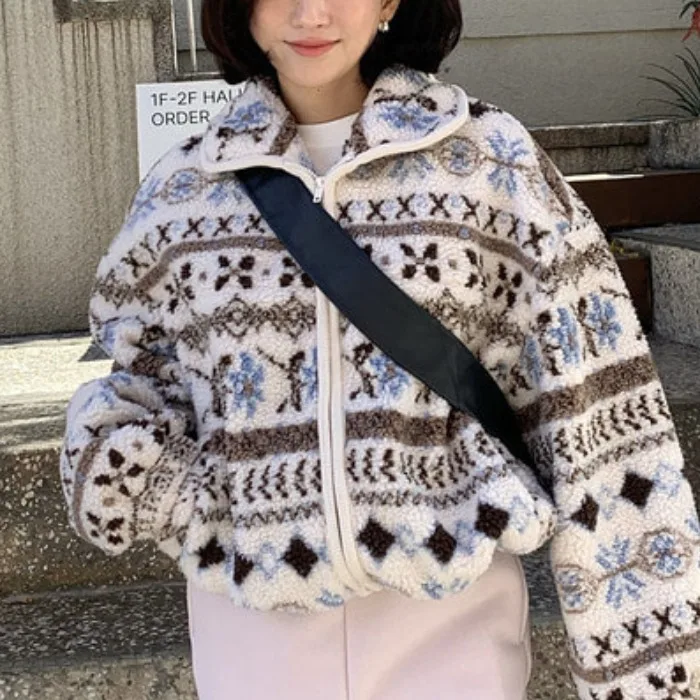Chic Winter Warm Fce Lammfell ort Mantel Jaet Nordic Sle Damen Faion Casual Vielseitige Baumwolle Polyester Mischung