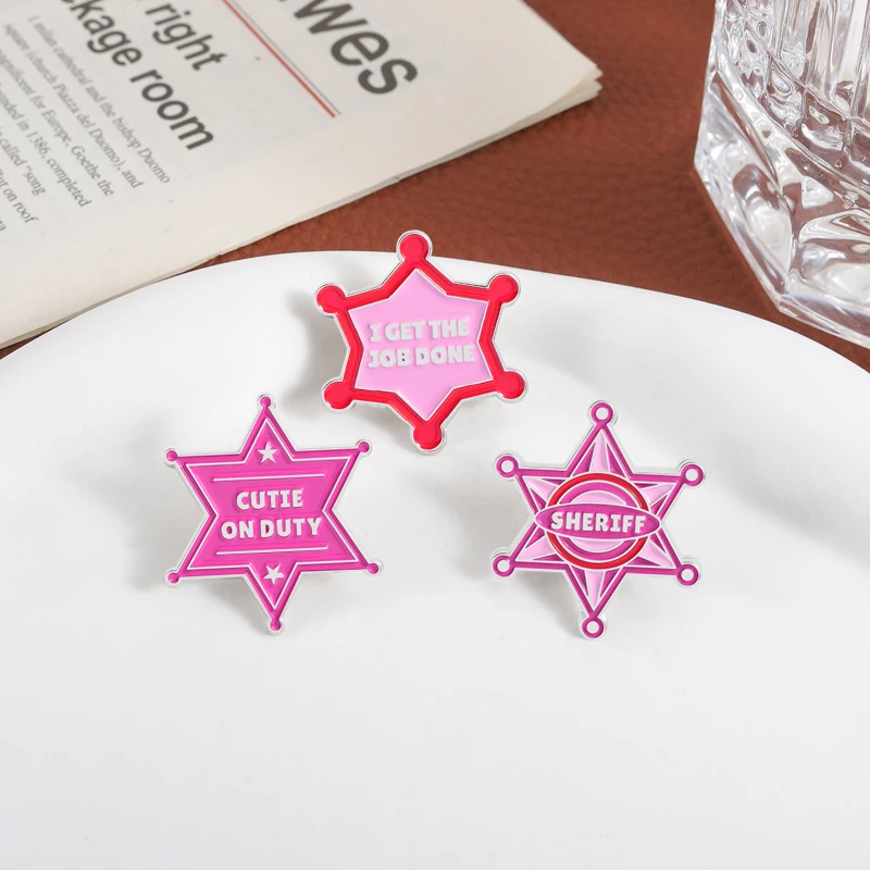 موضة الوردي شريف شارة المينا دبابيس أحصل على وظيفة كتي على واجب دبابيس ظهره شارة التلبيب مجوهرات هدايا للأصدقاء