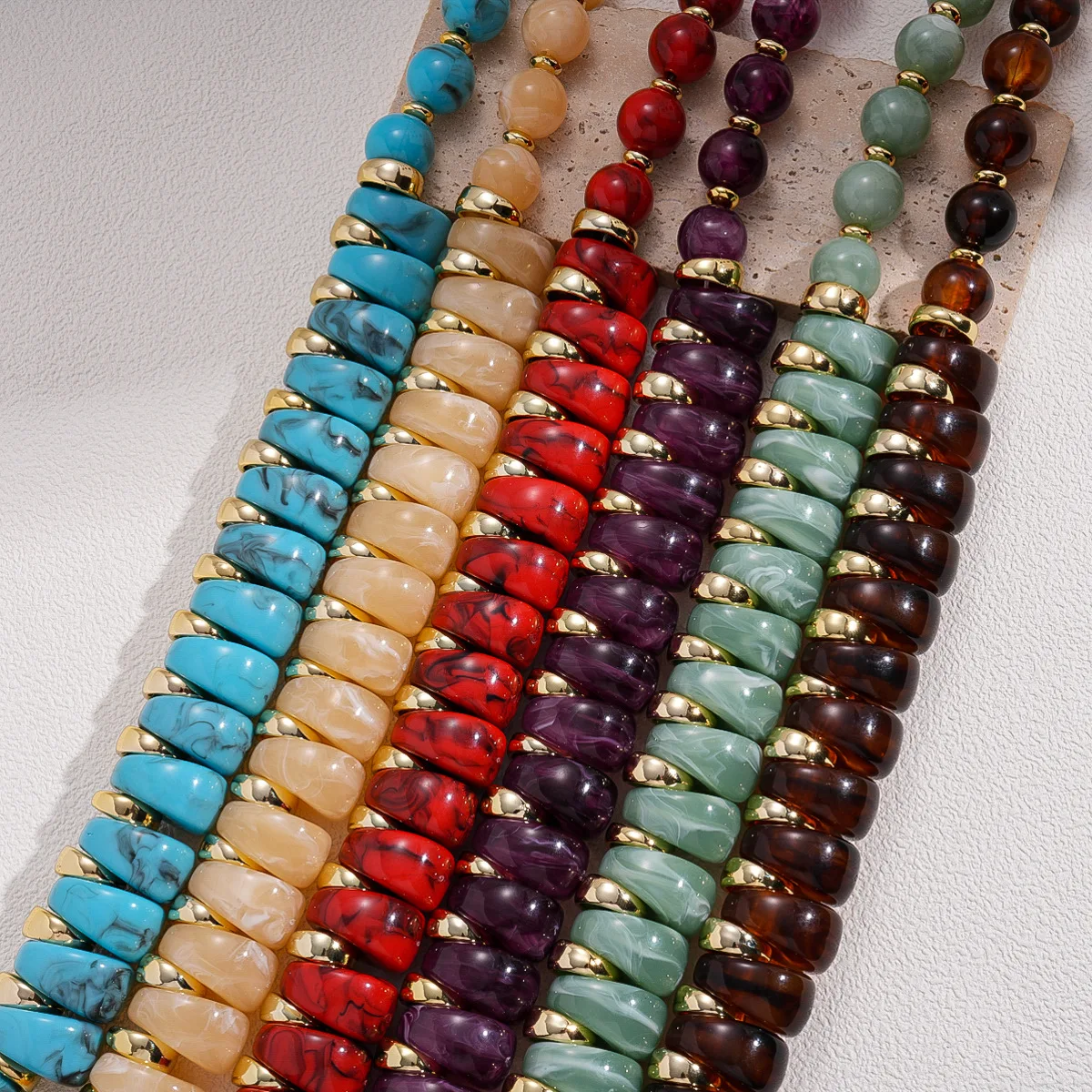 6 ألوان الراتنج هندسية الخرز الاكريليك المختنقون القلائد شعبية خمر لطخة قلادة من الراتنج سلسلة عنق ضخمة للنساء